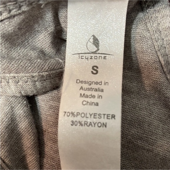 Icyzone Grey Tank Top - Picture 4 of 4